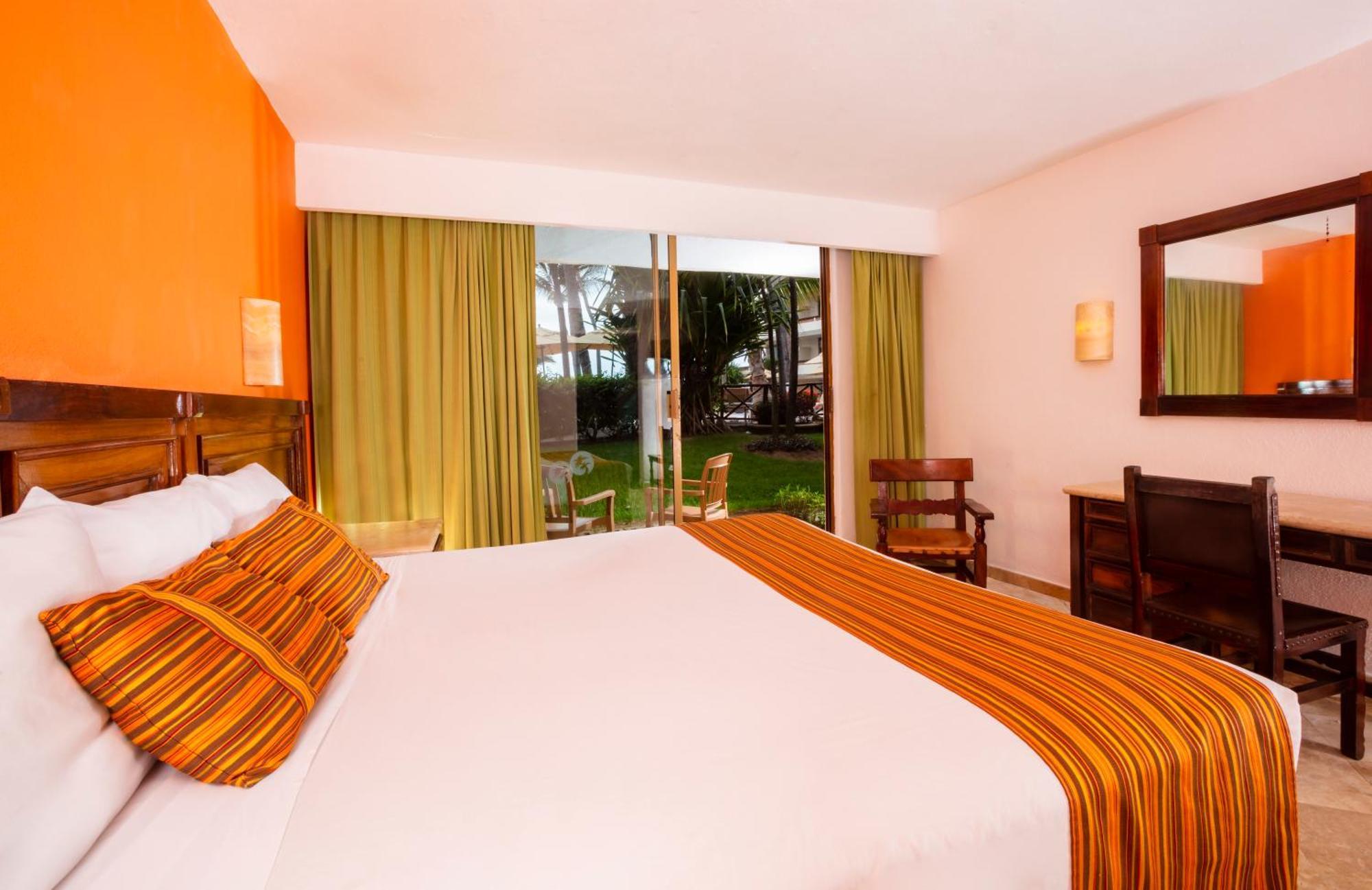 Las Palmas By The Sea All Inclusive Puerto Vallarta Ngoại thất bức ảnh