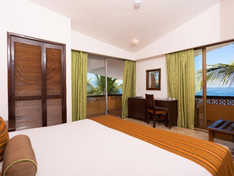 Las Palmas By The Sea All Inclusive Puerto Vallarta Phòng bức ảnh