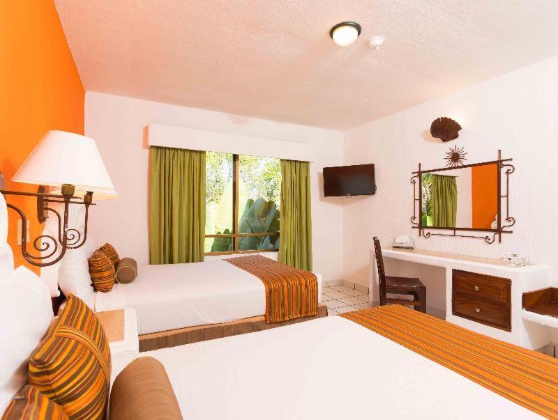 Las Palmas By The Sea All Inclusive Puerto Vallarta Phòng bức ảnh