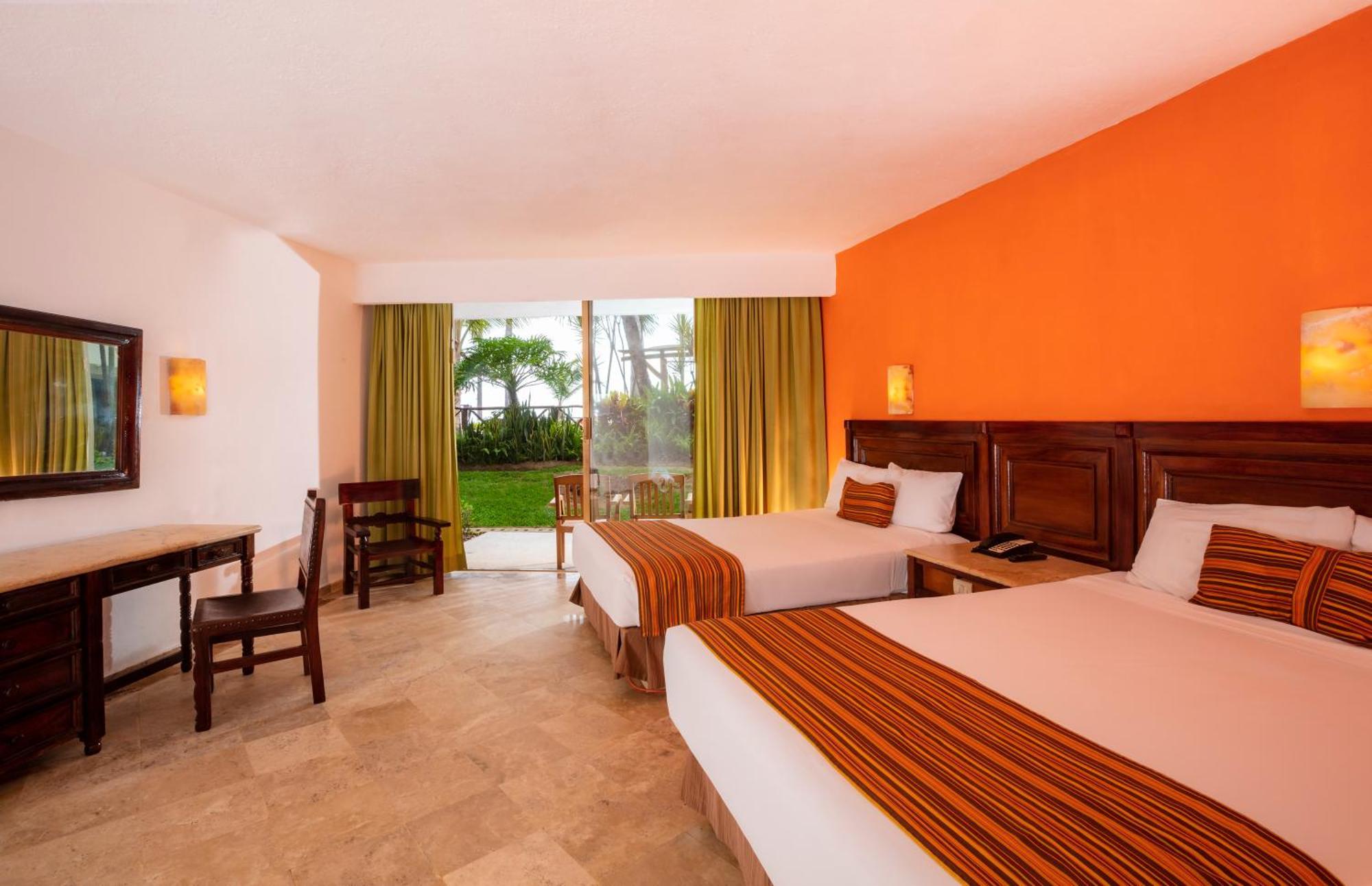 Las Palmas By The Sea All Inclusive Puerto Vallarta Ngoại thất bức ảnh